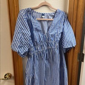 Old Navy Blue and White Striped Maternity Midi Dress